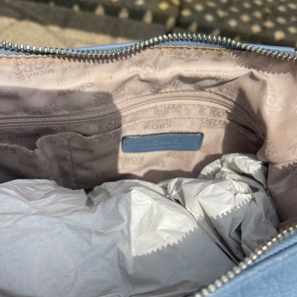 Michael Kors Leather Megan Crossbody Bag With Bag Charms - Picture 6 of 7